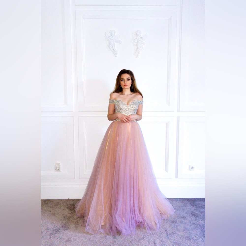 NWT Terani Couture Gown in blush Size 6